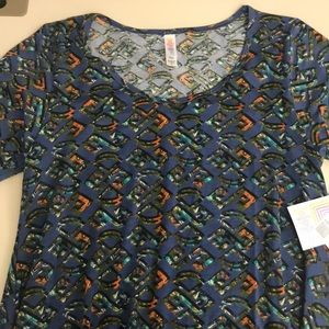 LulaRoe Medium Perfect T NWT